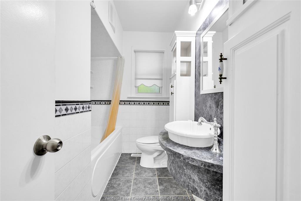 2778 Princess, Windsor, ON