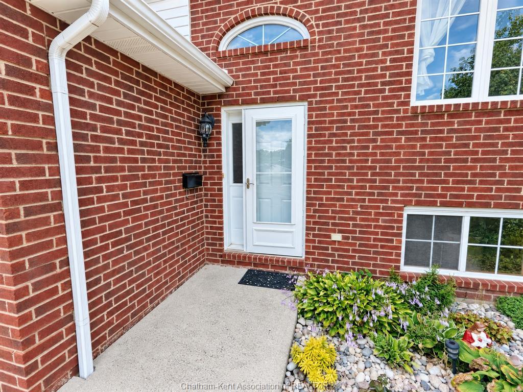 74 Fieldstone Place, Chatham, ON