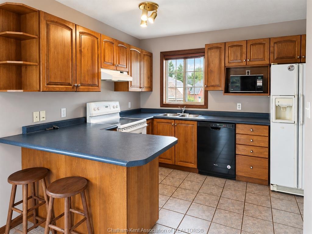 74 Fieldstone Place, Chatham, ON