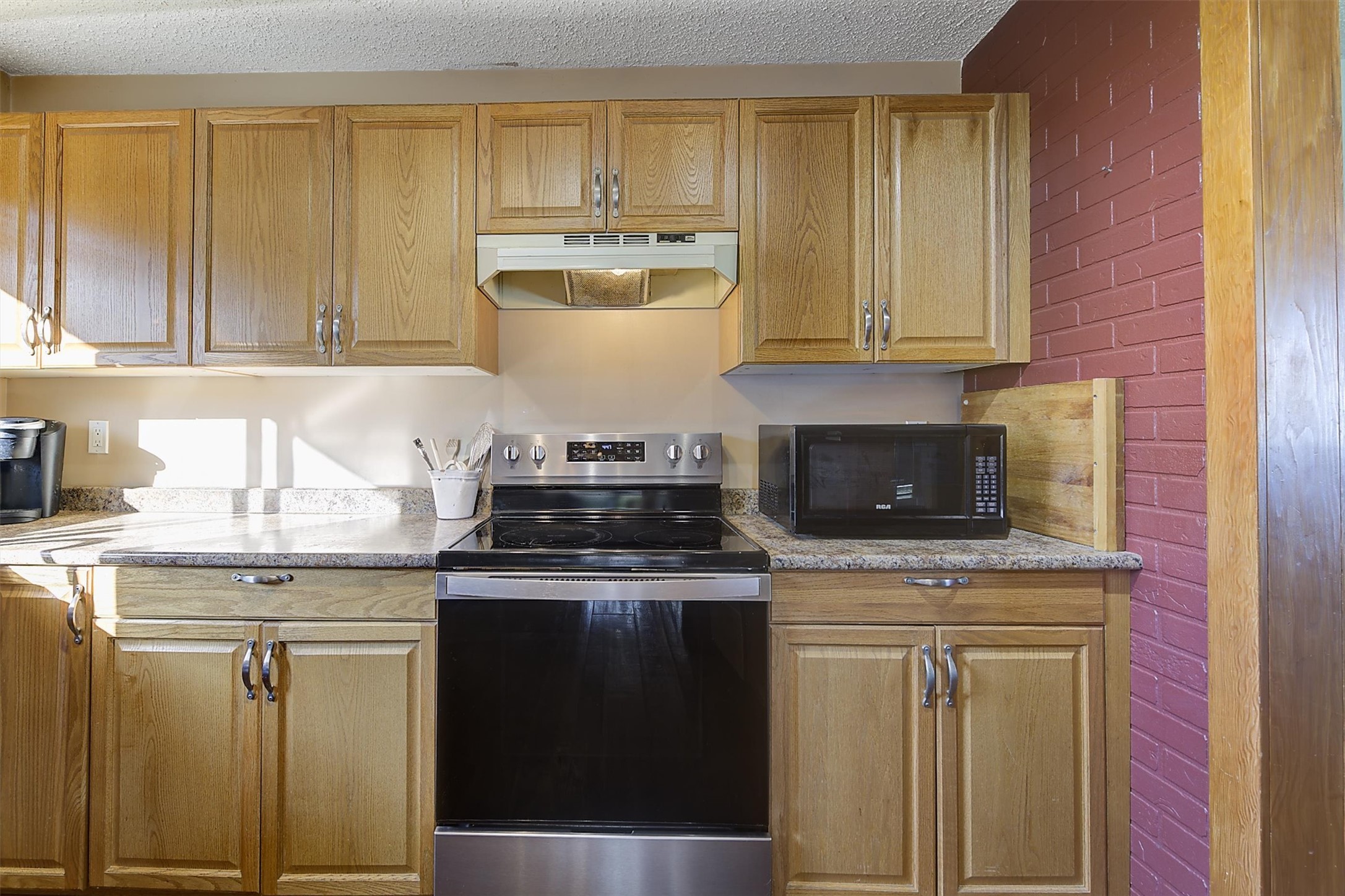 3374 Mcmurchie Road, West Kelowna, BC