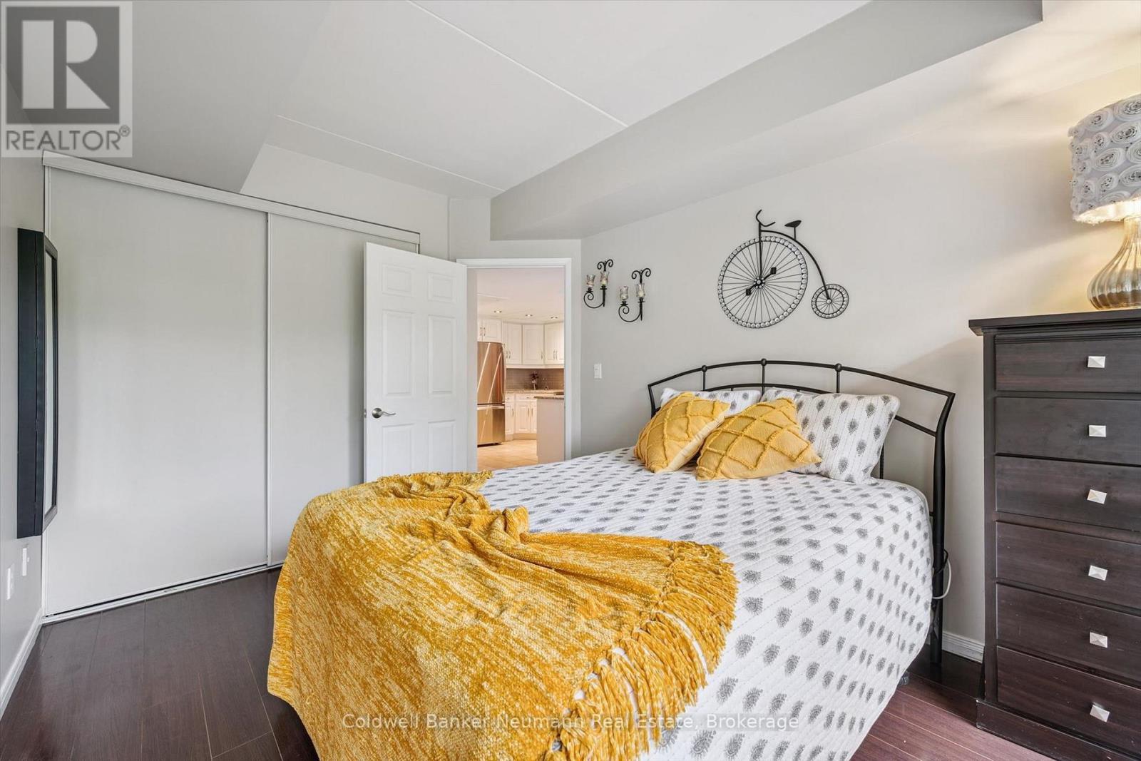 314 - 105 Bagot Street, Guelph (Junction/Onward Willow), ON