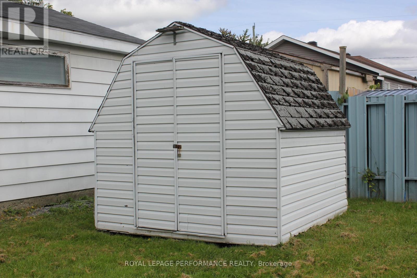 Shed - 41 Lefebvre Avenue, Cornwall, ON