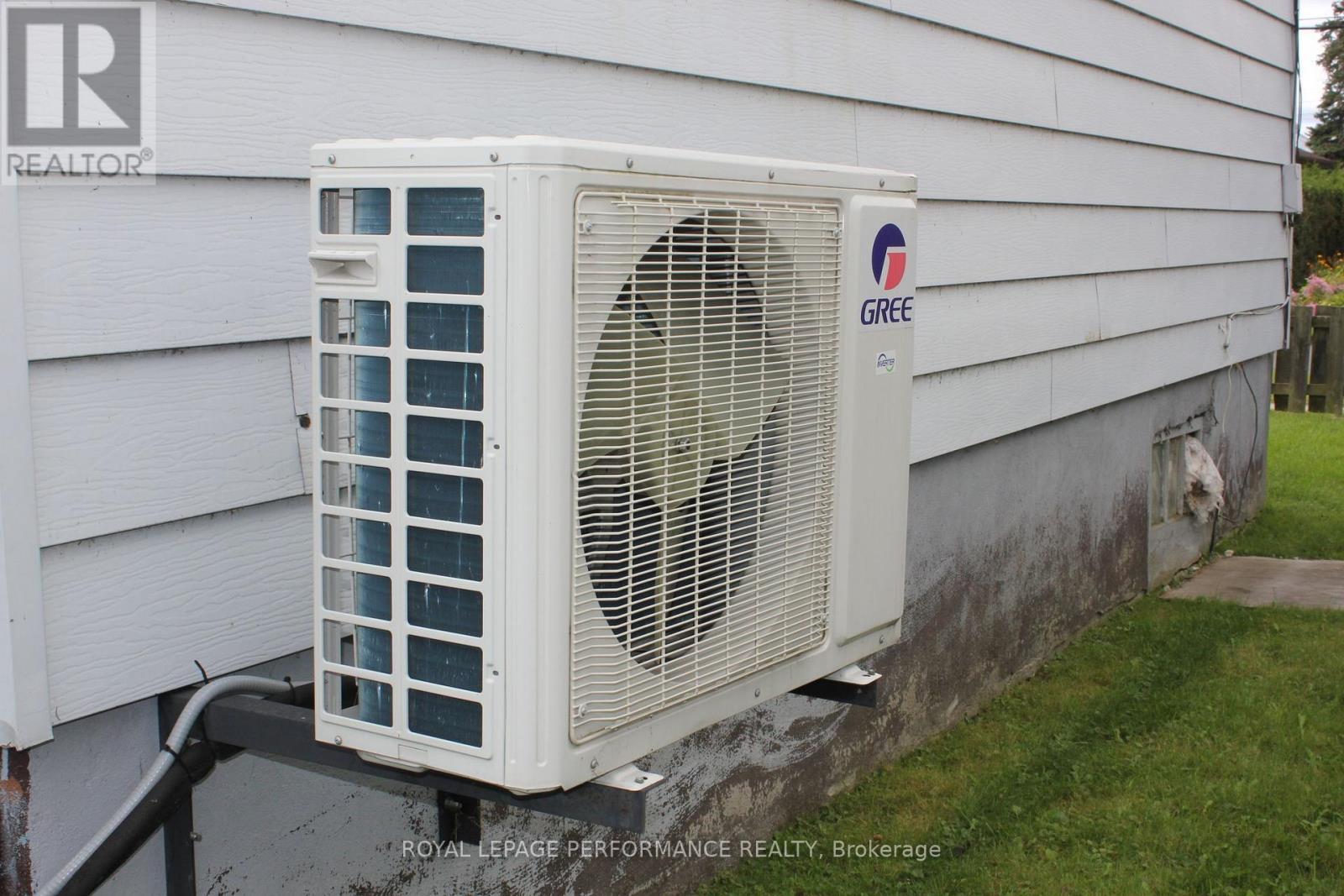 Heatpump - 41 Lefebvre Avenue, Cornwall, ON