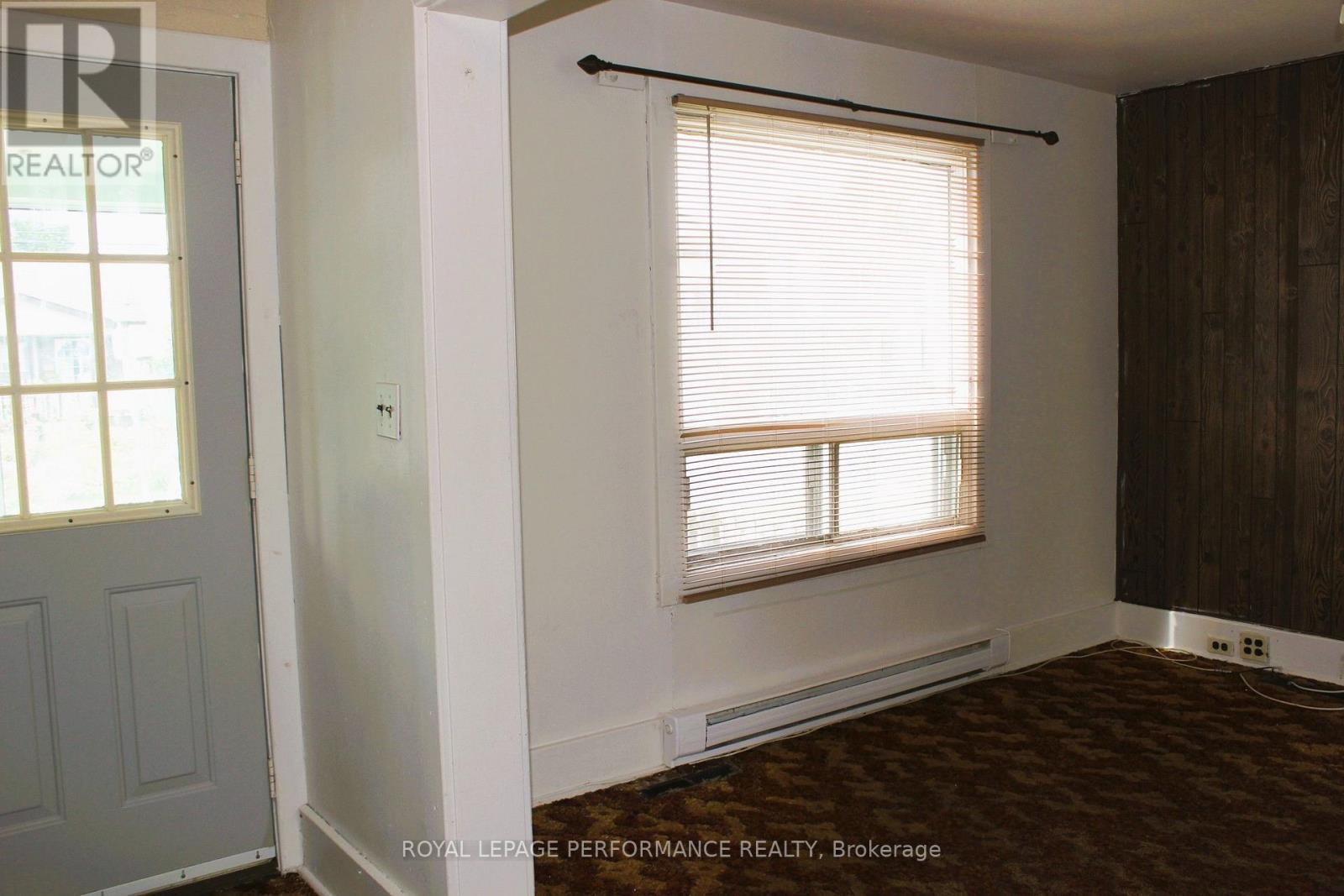 Front entrance and living room - 41 Lefebvre Avenue, Cornwall, ON
