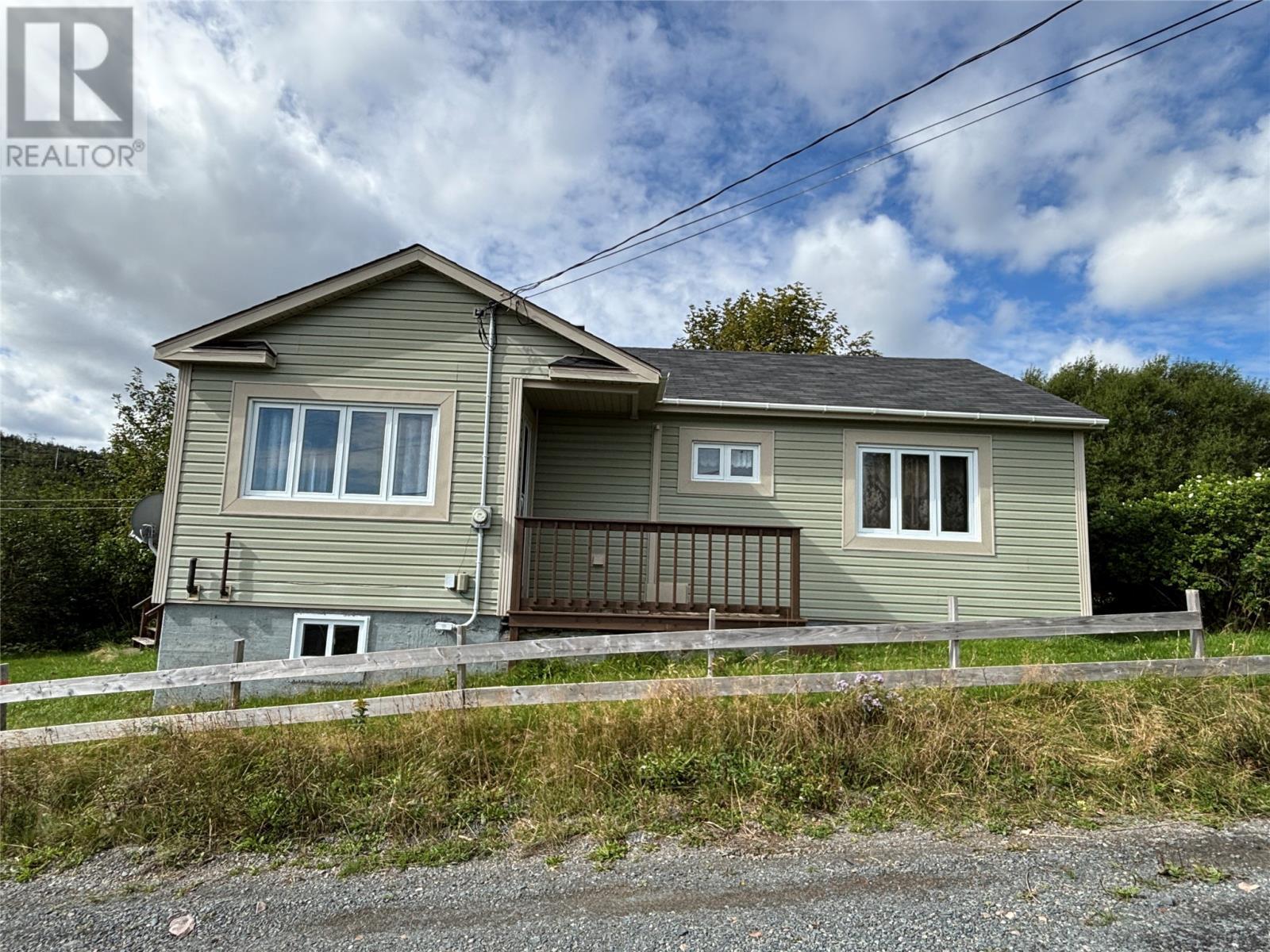 3 Robbins Road, Caplin Cove, NL