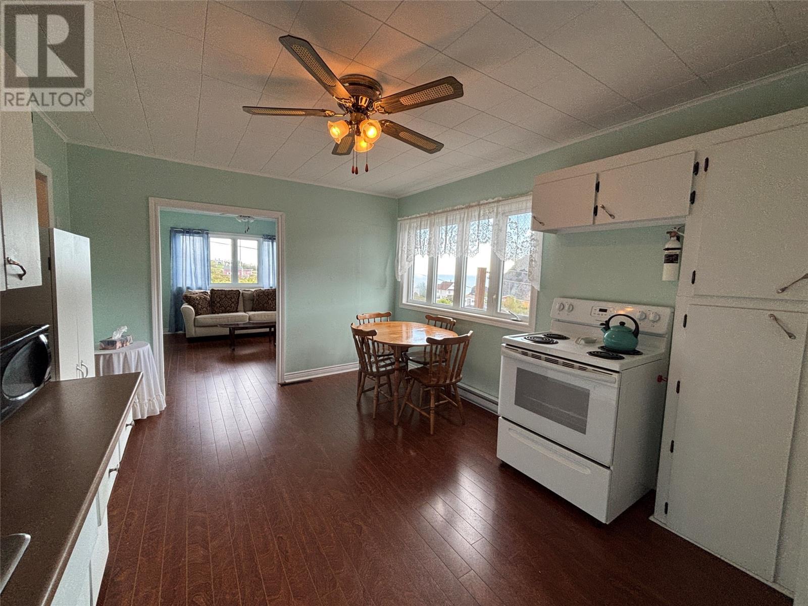 3 Robbins Road, Caplin Cove, NL
