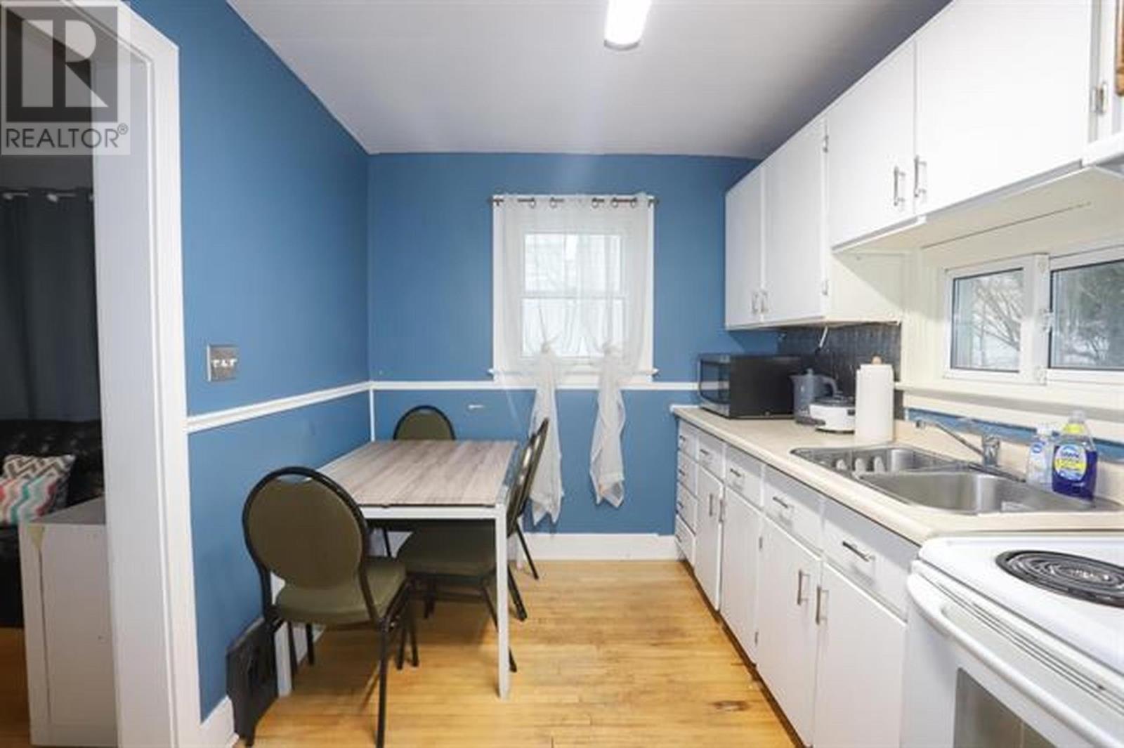240 Huron St, Sault Ste. Marie, ON