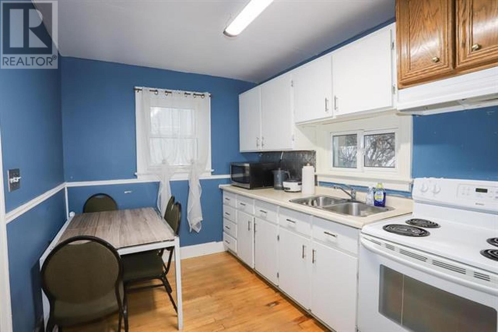 240 Huron St, Sault Ste. Marie, ON