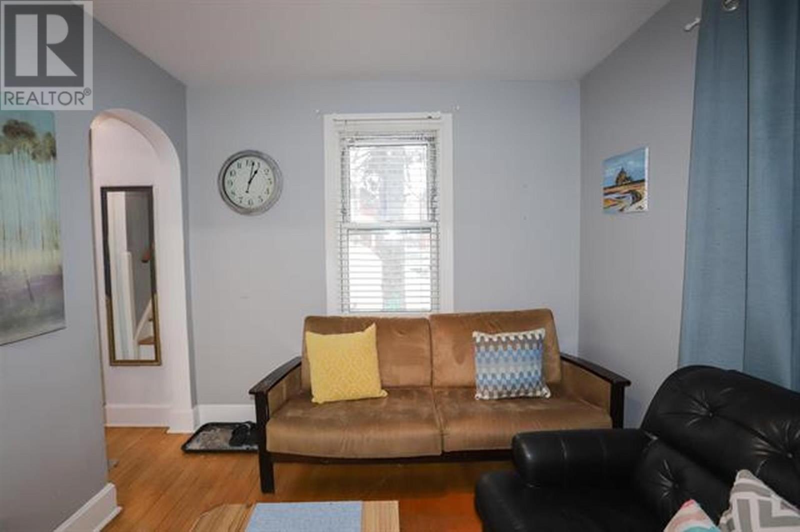 240 Huron St, Sault Ste. Marie, ON