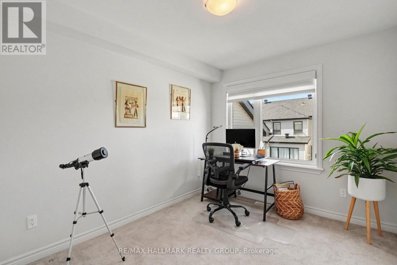 756 Cairn Crescent, Ottawa, ON