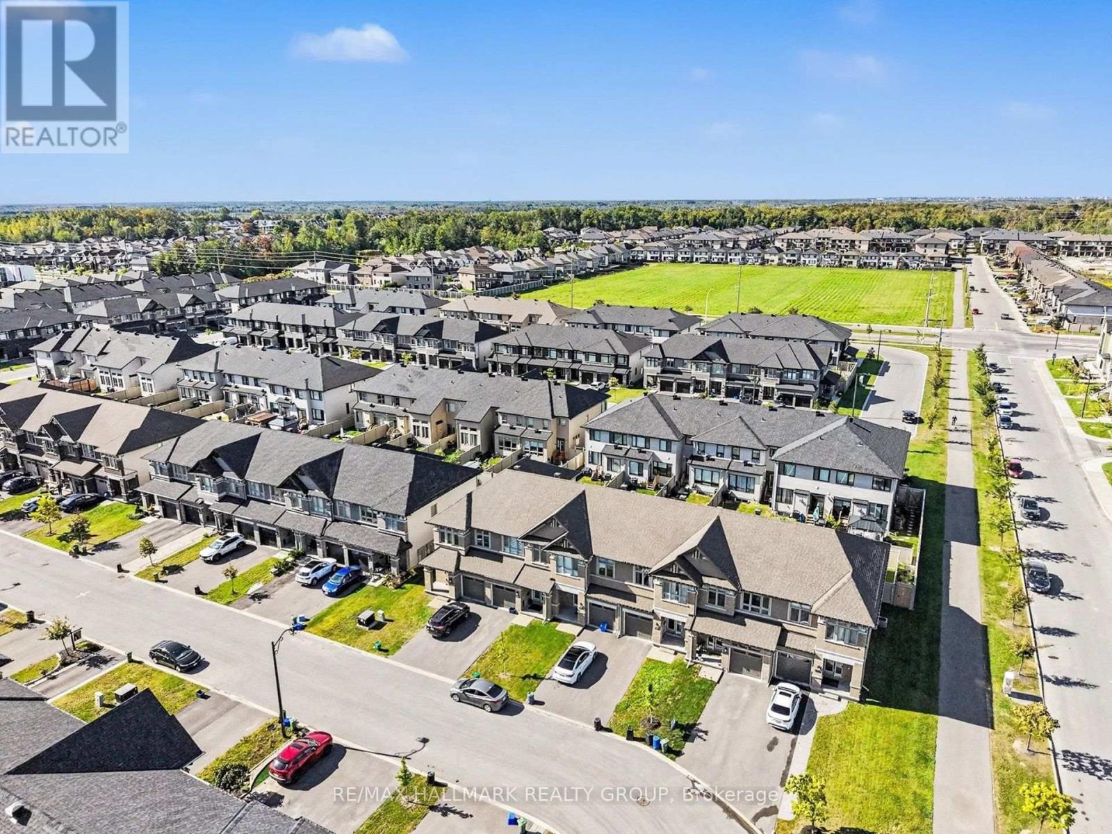 756 Cairn Crescent, Ottawa, ON