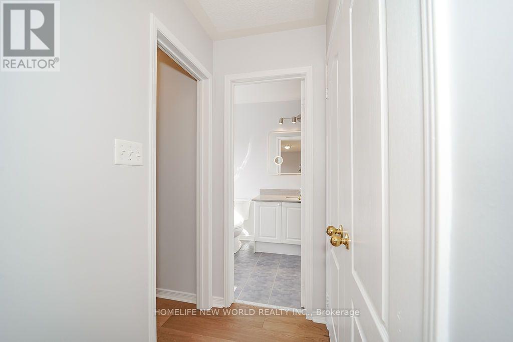 59 Wheelwright Drive, Richmond Hill, ON