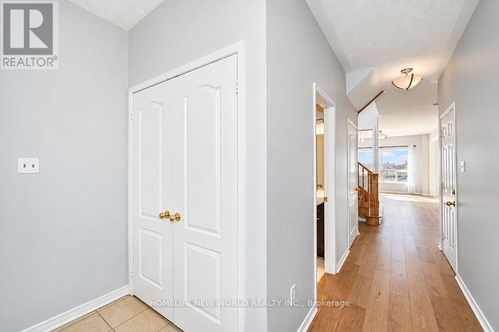 59 Wheelwright Drive, Richmond Hill, ON