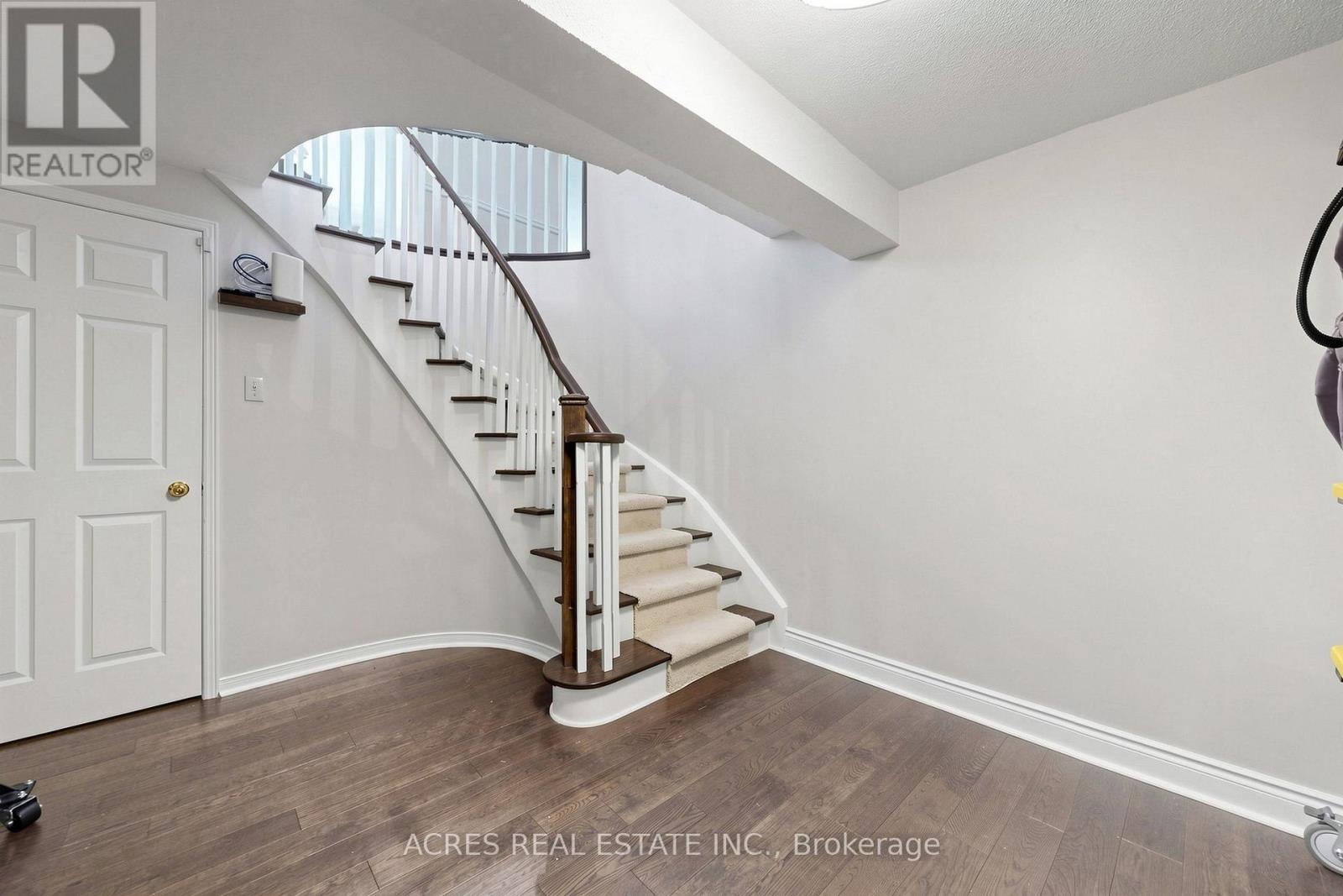30 Casper Crescent, Brampton, ON
