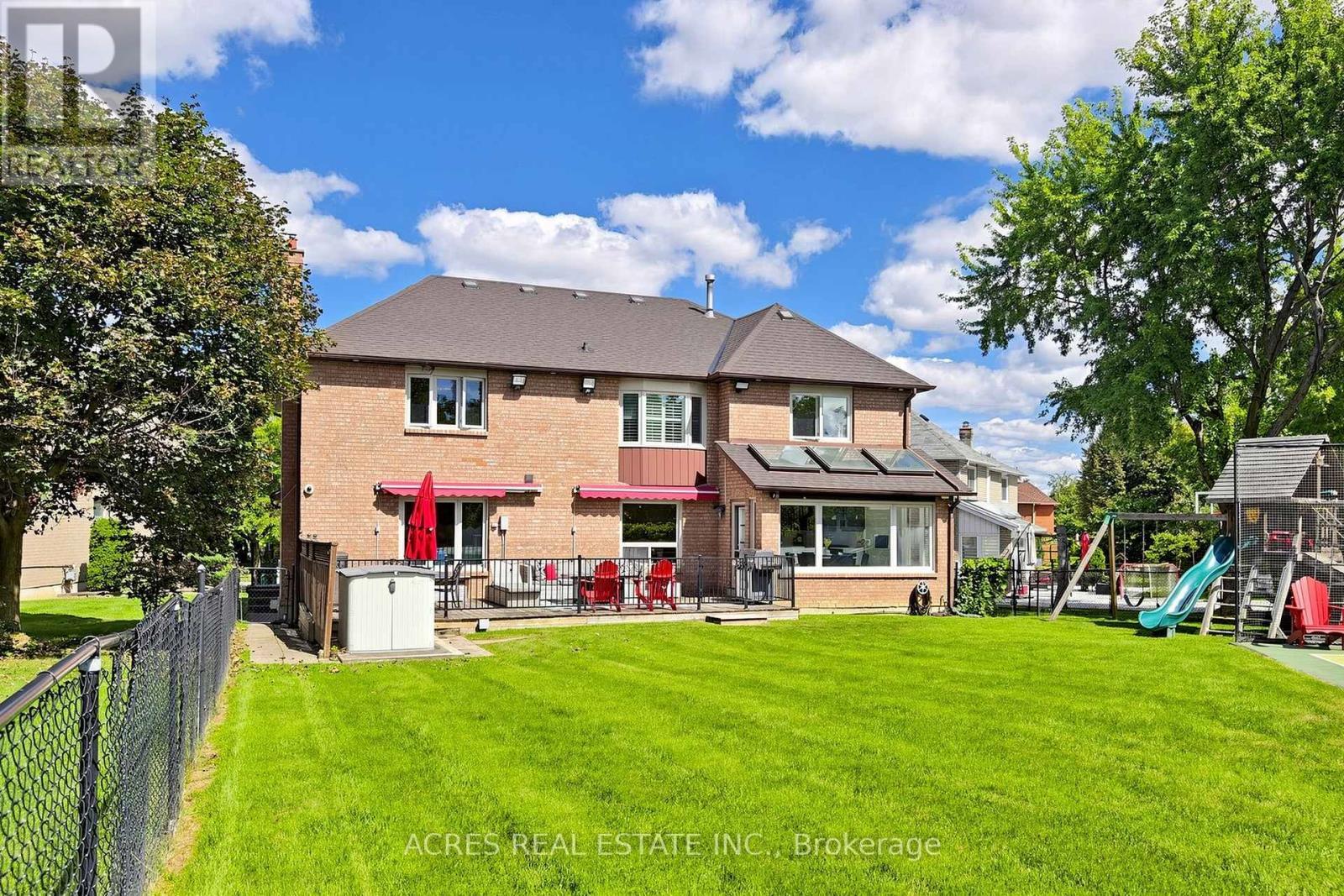 30 Casper Crescent, Brampton, ON