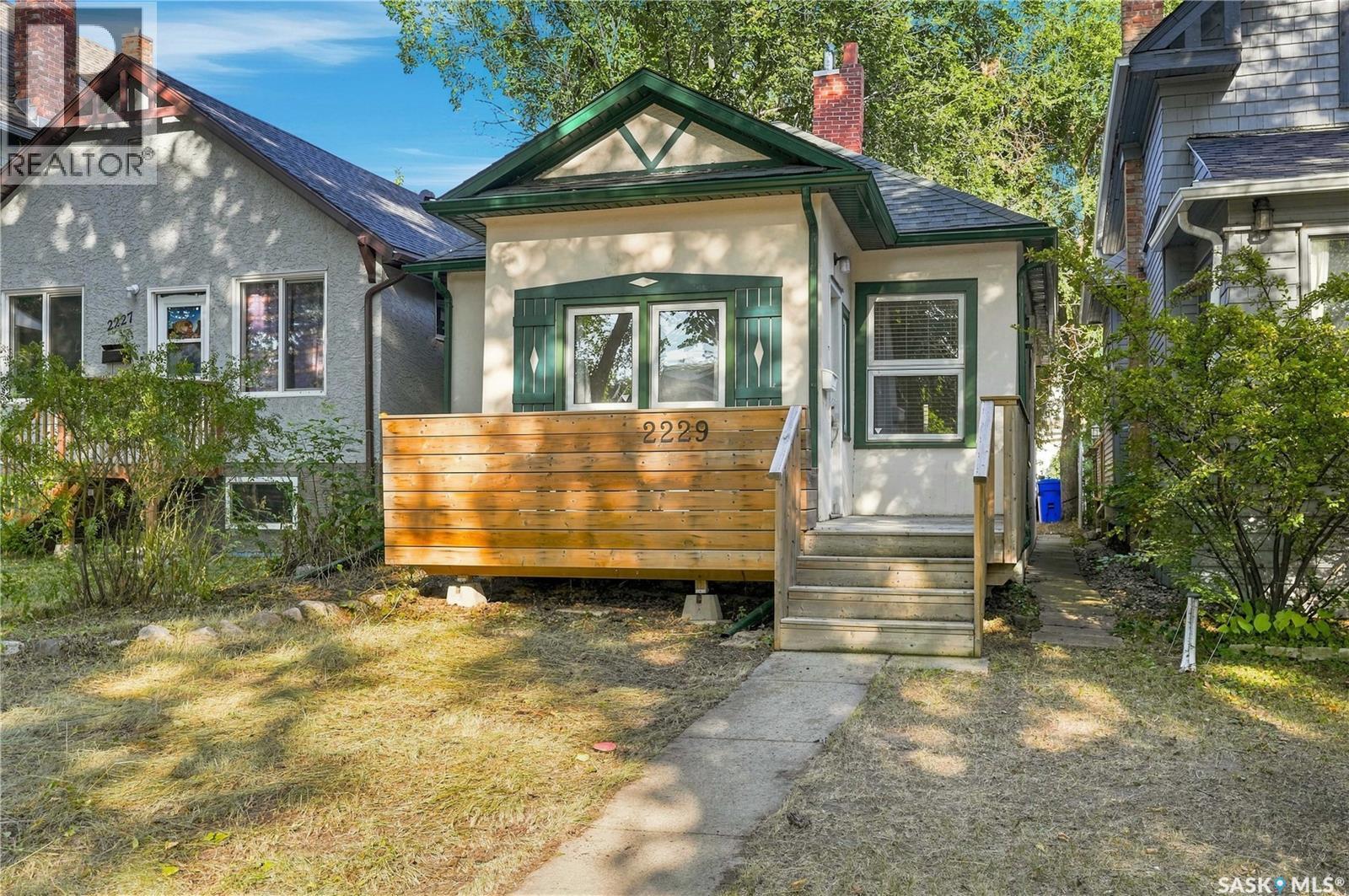 2229 Garnet Street, Regina, SK