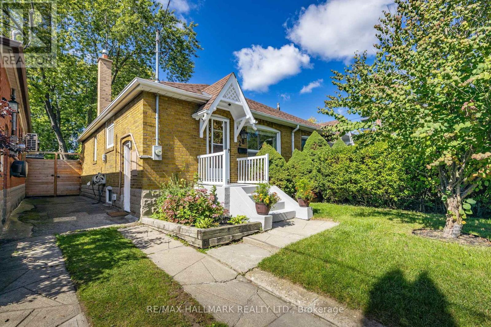 28 Thora Avenue, Toronto, ON