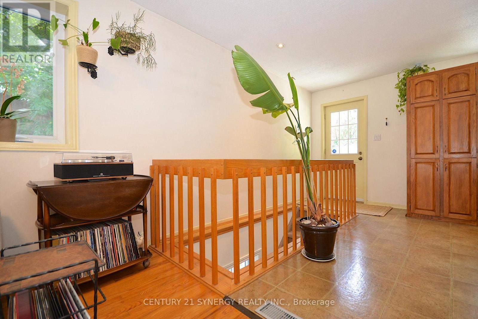 164 Acadie Court, Ottawa, ON