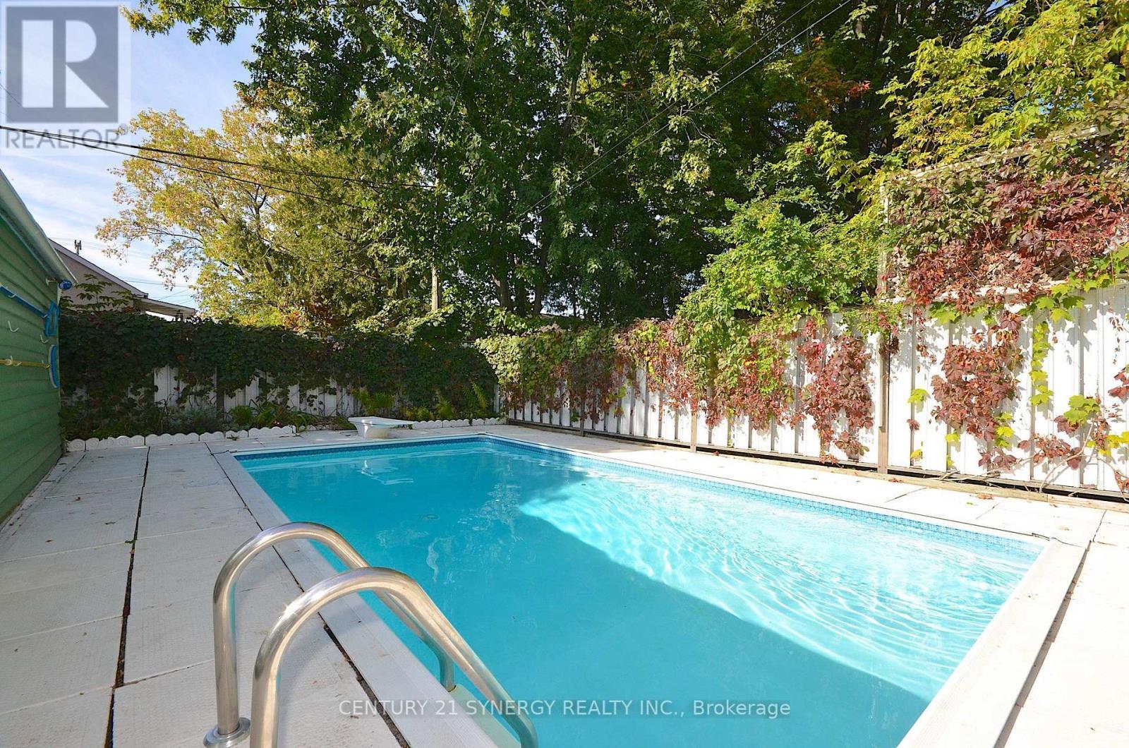 164 Acadie Court, Ottawa, ON