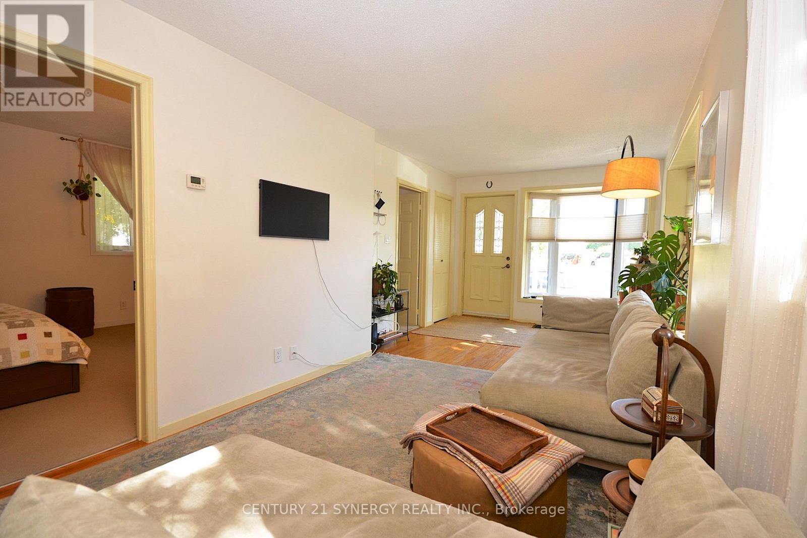 164 Acadie Court, Ottawa, ON