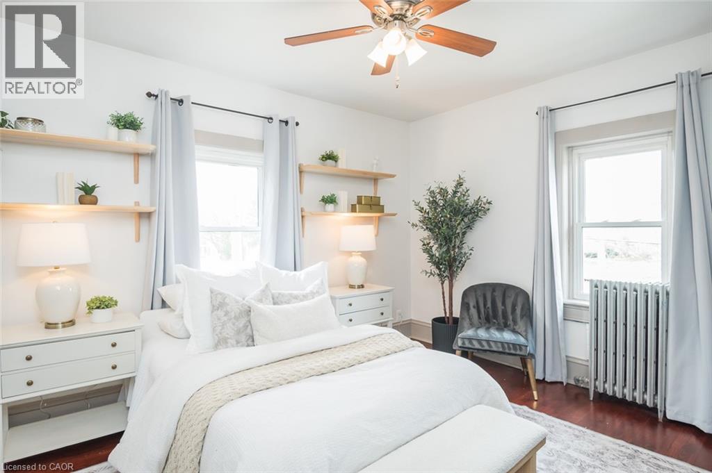 207 Waterloo Street N, Cambridge, ON
