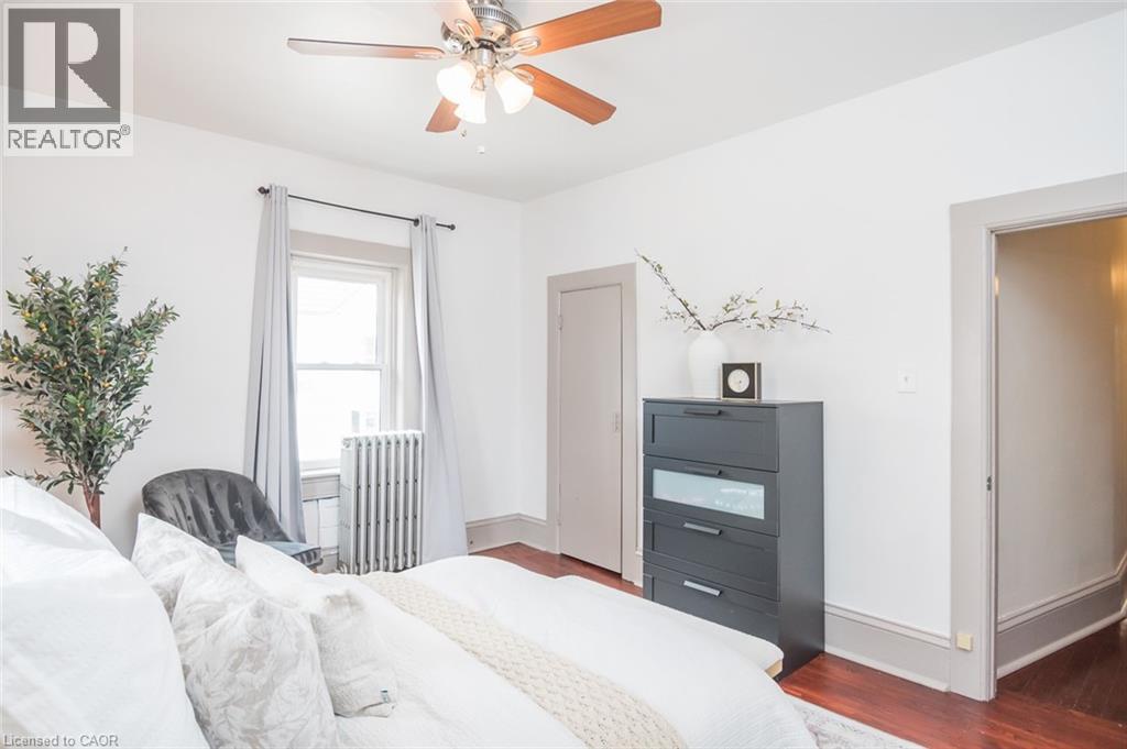 207 Waterloo Street N, Cambridge, ON