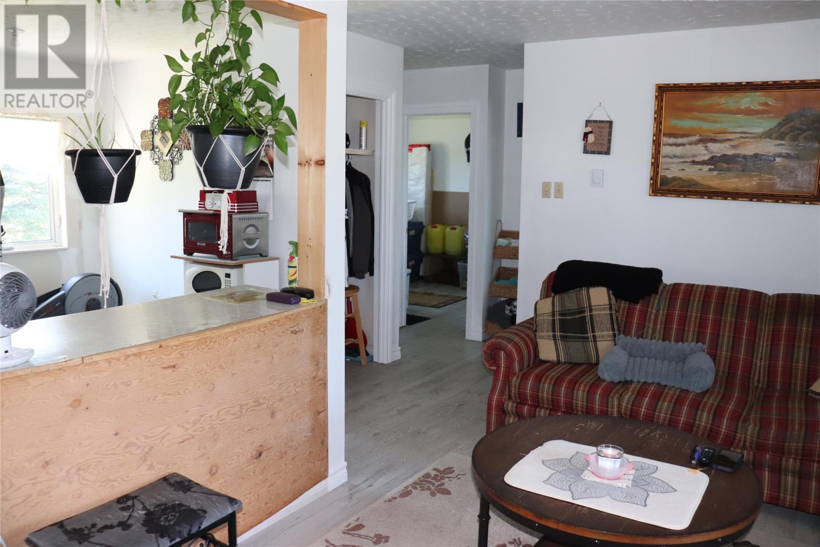 6 Hillview Avenue, Stephenville Crossing, NL