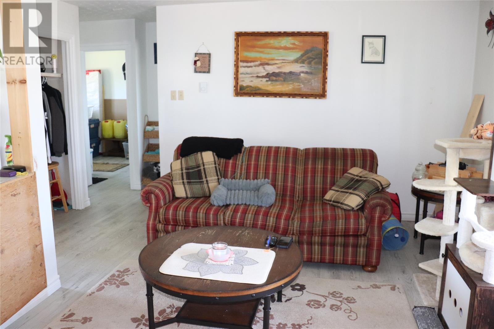 6 Hillview Avenue, Stephenville Crossing, NL