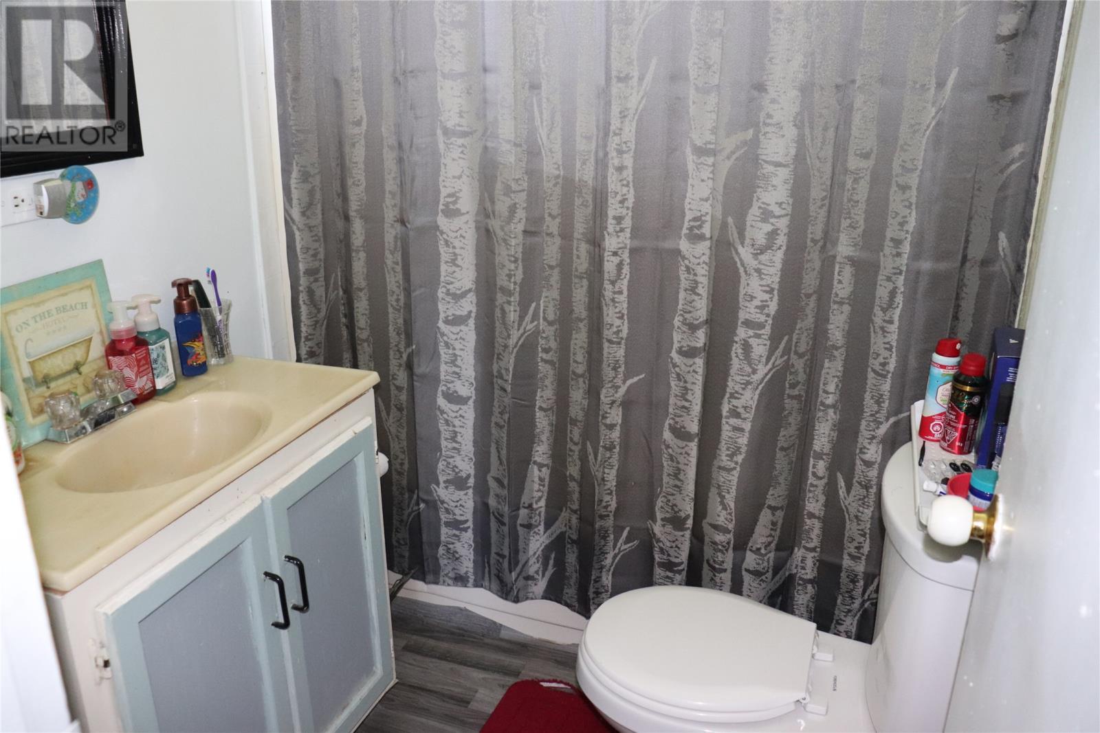 6 Hillview Avenue, Stephenville Crossing, NL