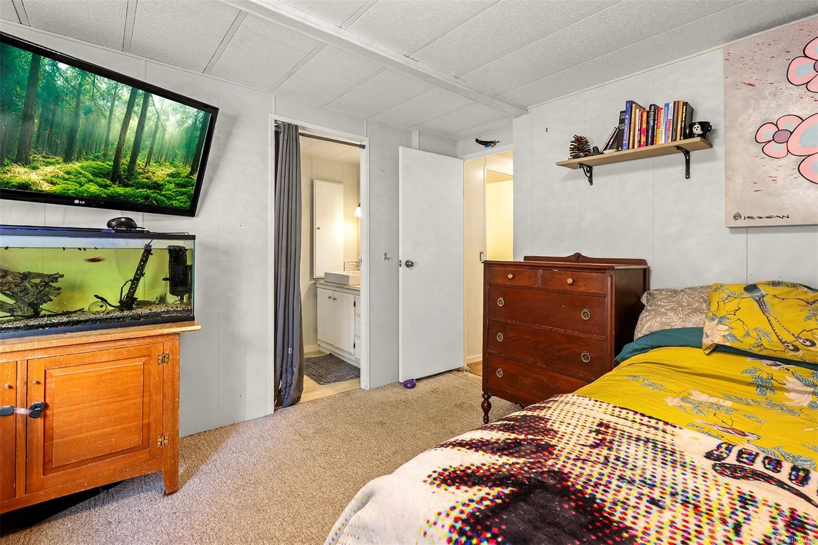 2205 4Th St East, Courtenay, BC