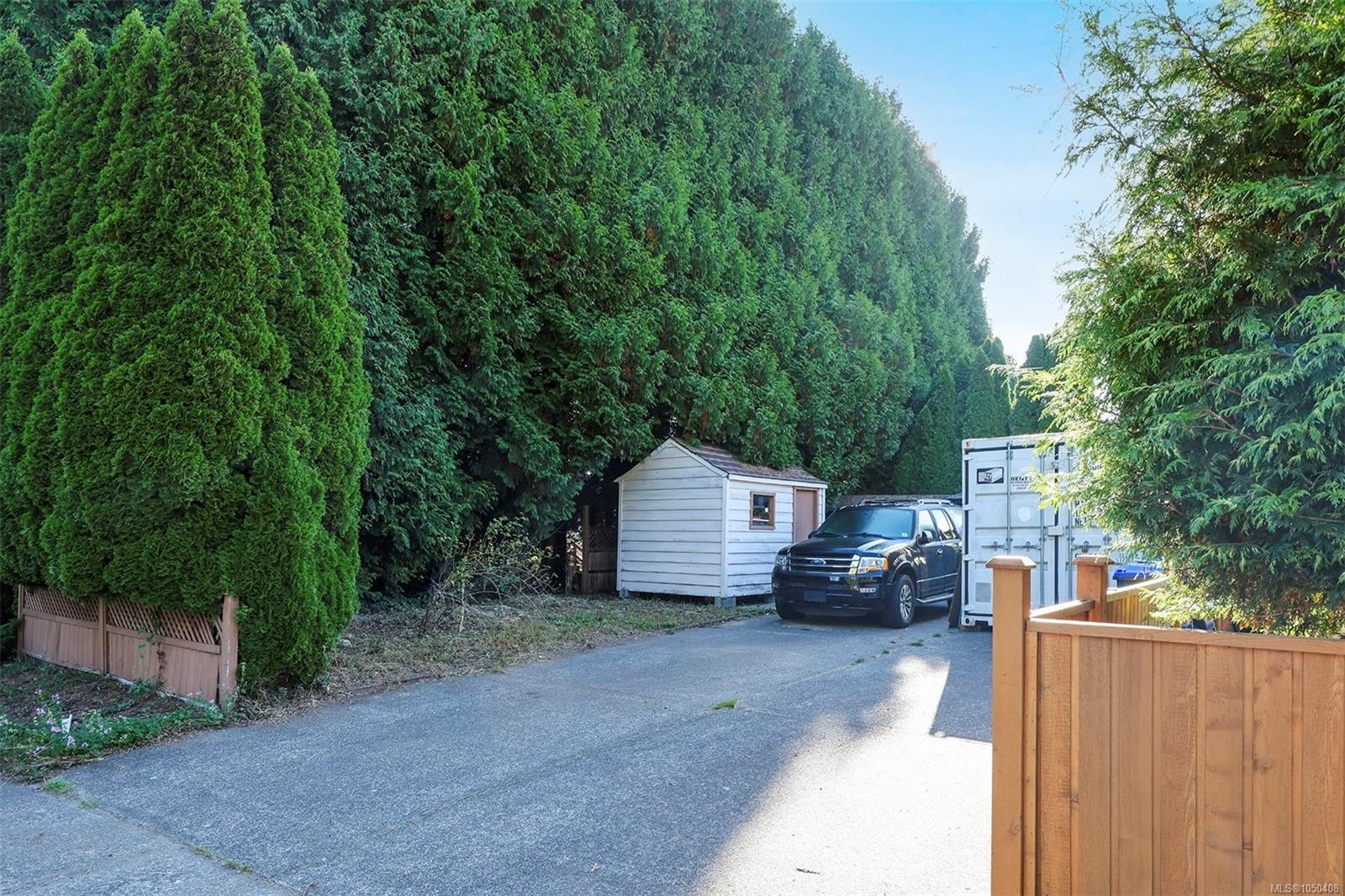 2205 4Th St East, Courtenay, BC