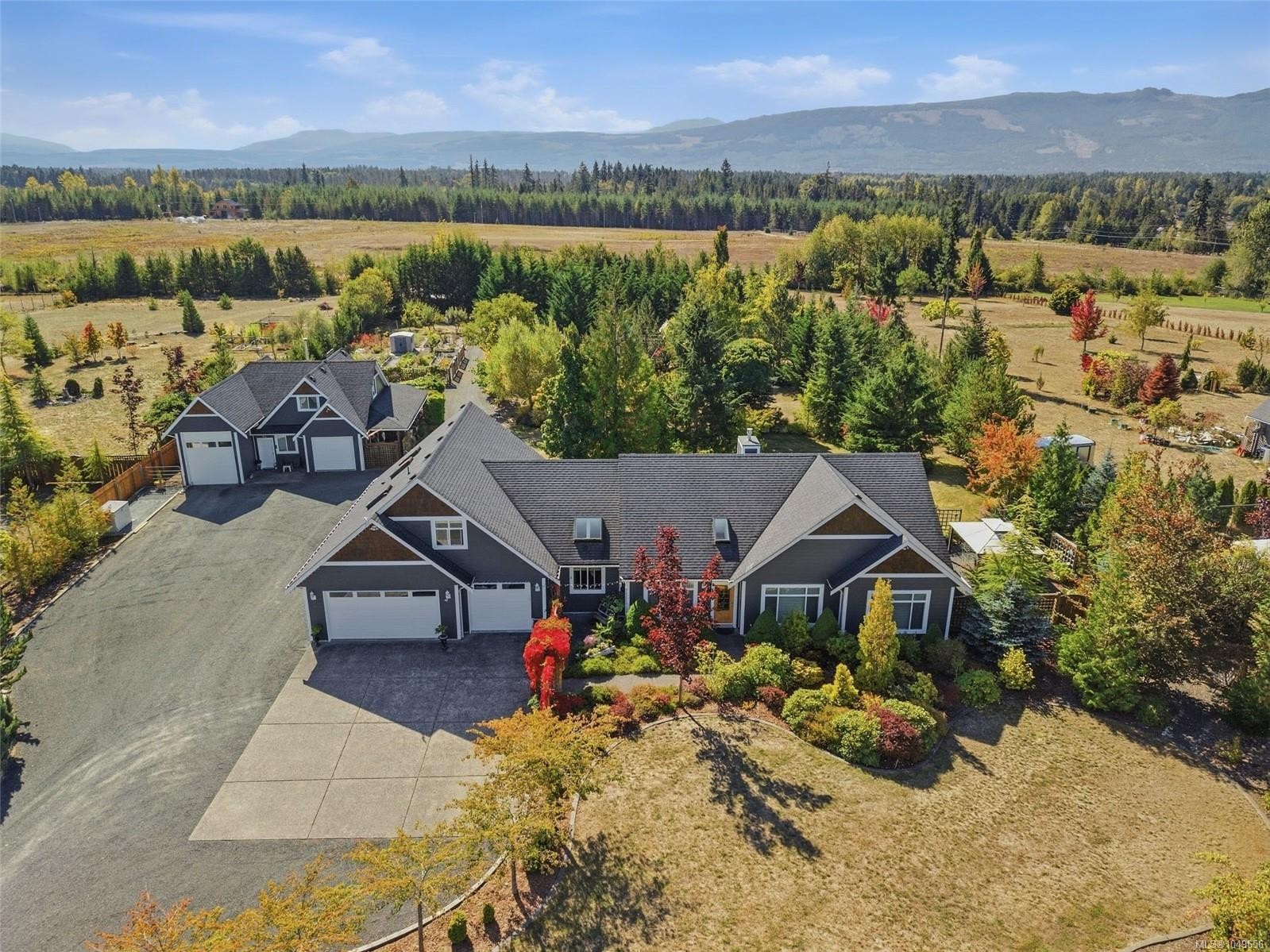 2040 Sun King Rd, Coombs, BC