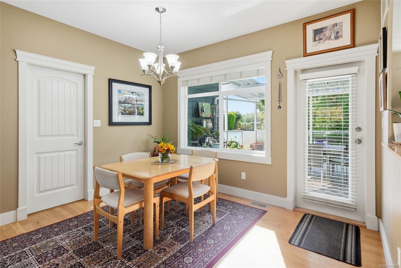 2040 Sun King Rd, Coombs, BC