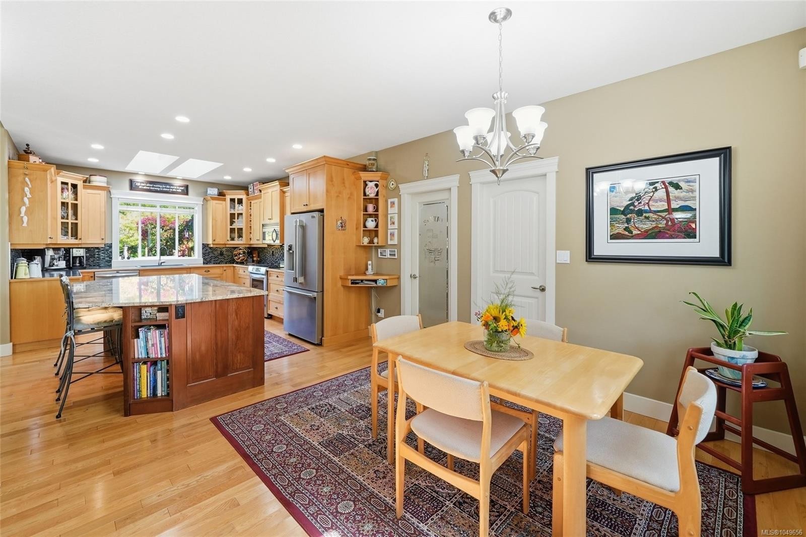2040 Sun King Rd, Coombs, BC