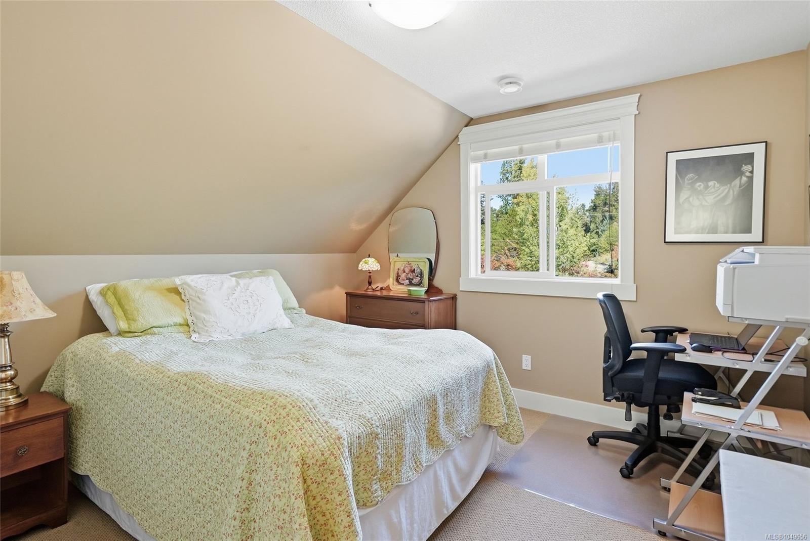 2040 Sun King Rd, Coombs, BC