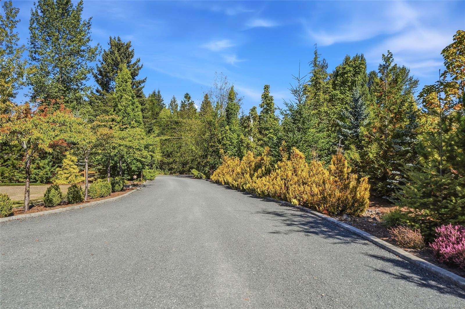 2040 Sun King Rd, Coombs, BC