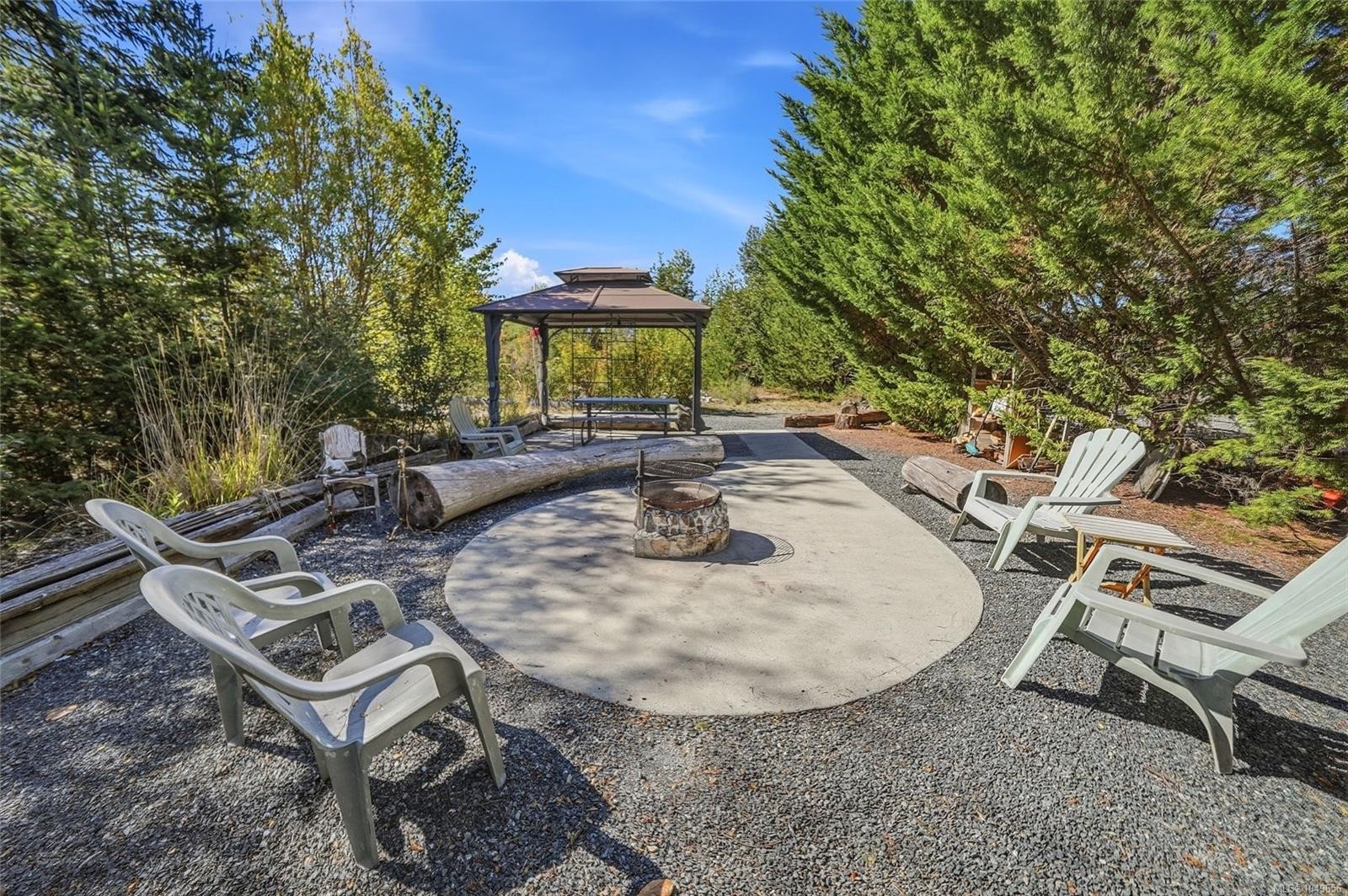 2040 Sun King Rd, Coombs, BC