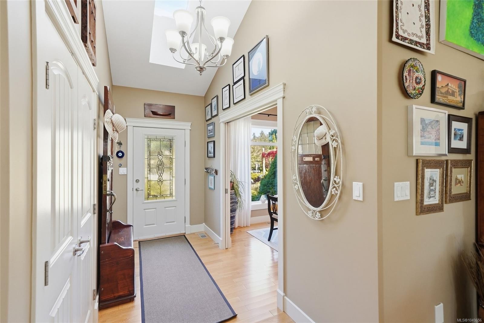 2040 Sun King Rd, Coombs, BC