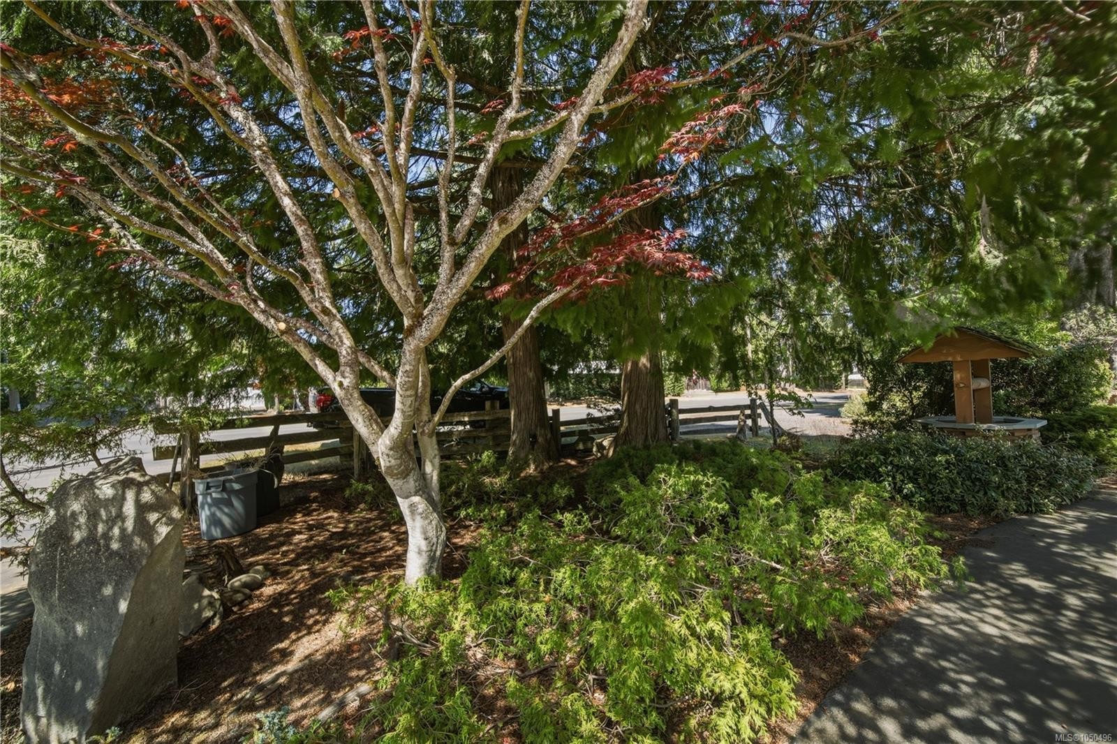 476 Qualicum Rd, Qualicum Beach, BC