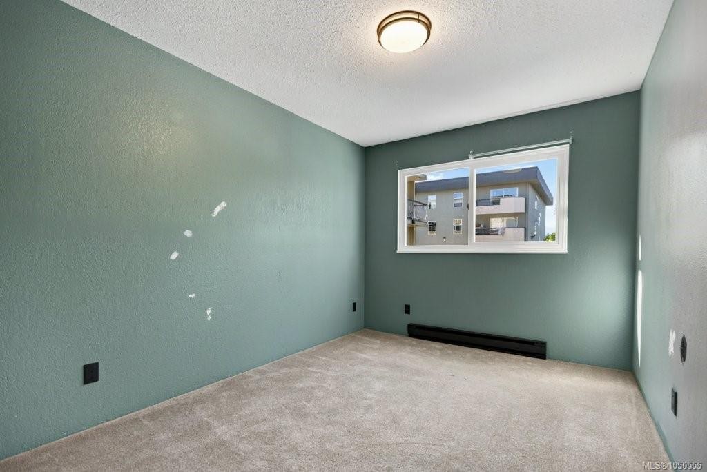 #212-1015 Cumberland Rd, Courtenay, BC