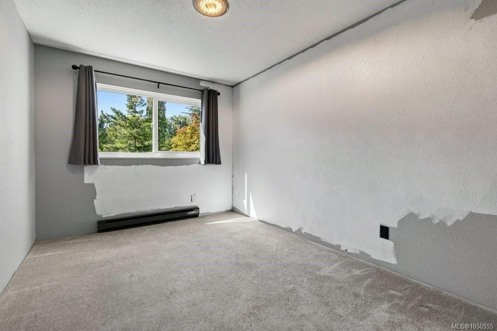 #212-1015 Cumberland Rd, Courtenay, BC