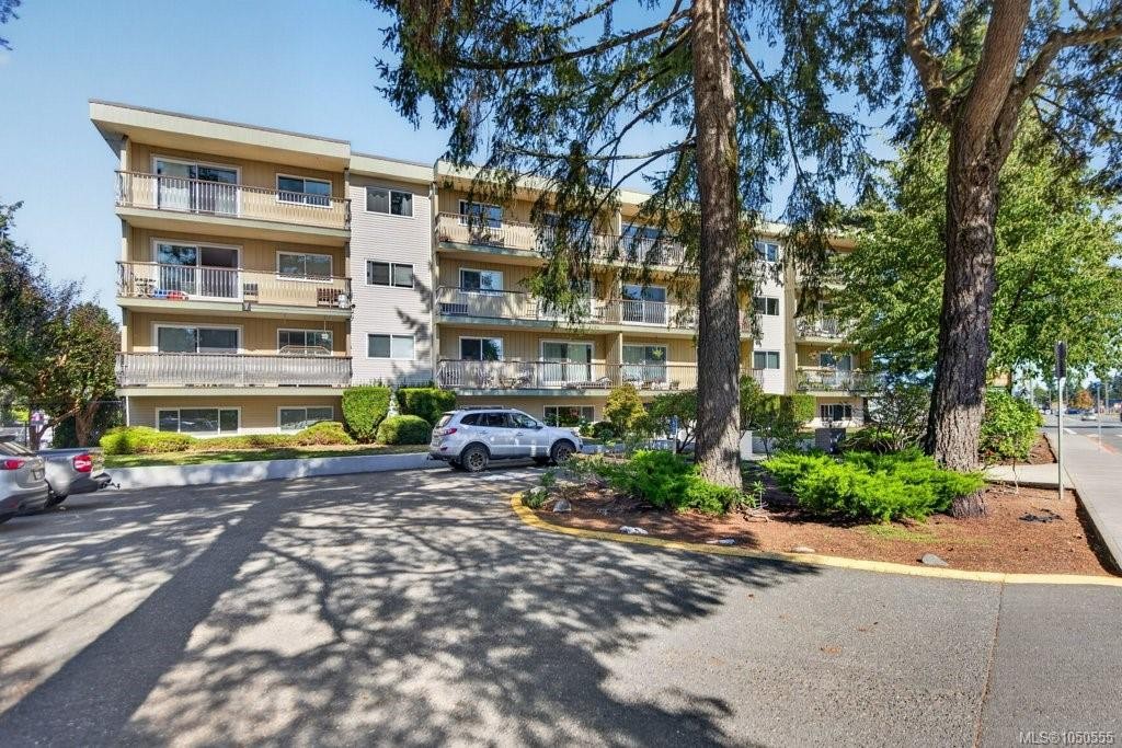 #212-1015 Cumberland Rd, Courtenay, BC