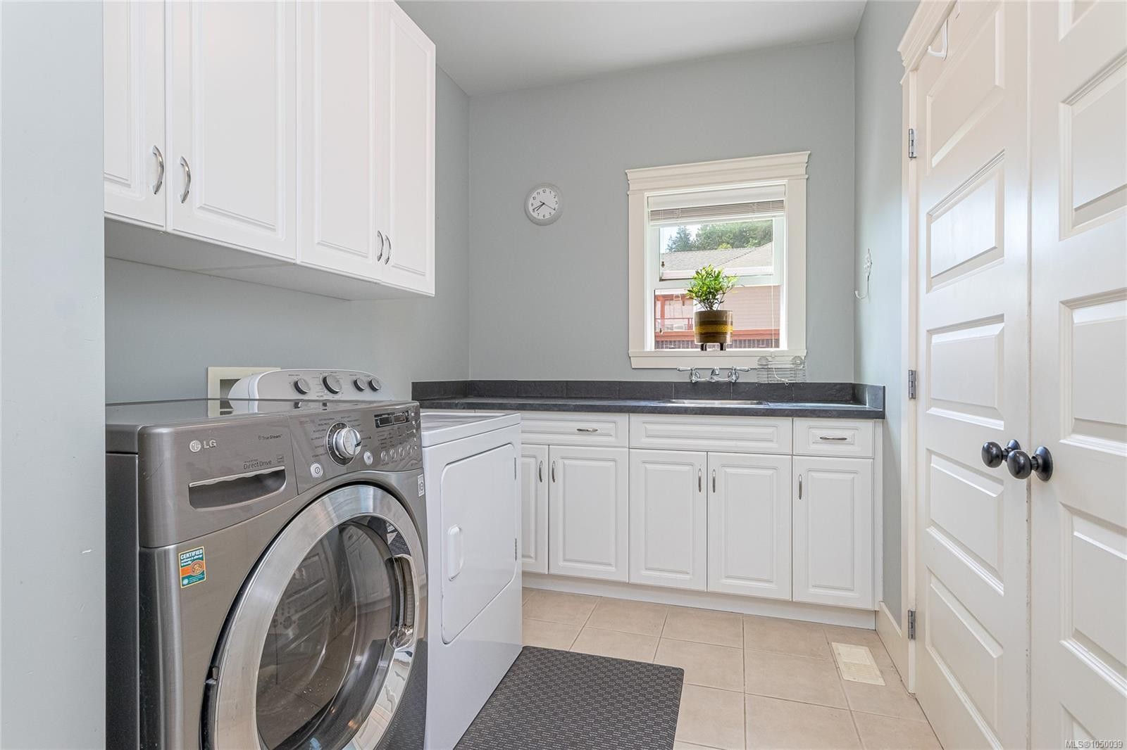 818 Craig Rd, Ladysmith, BC