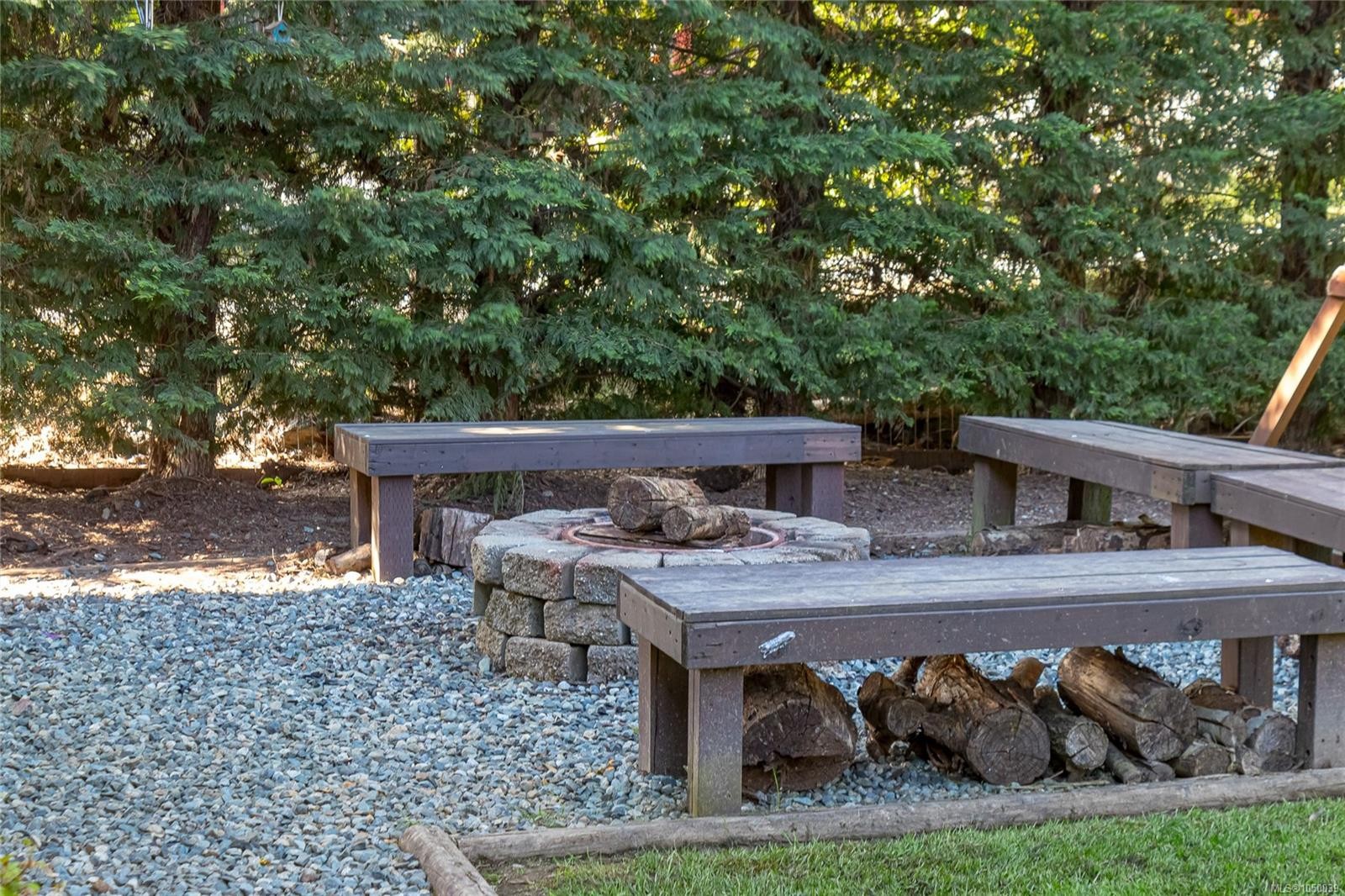 818 Craig Rd, Ladysmith, BC