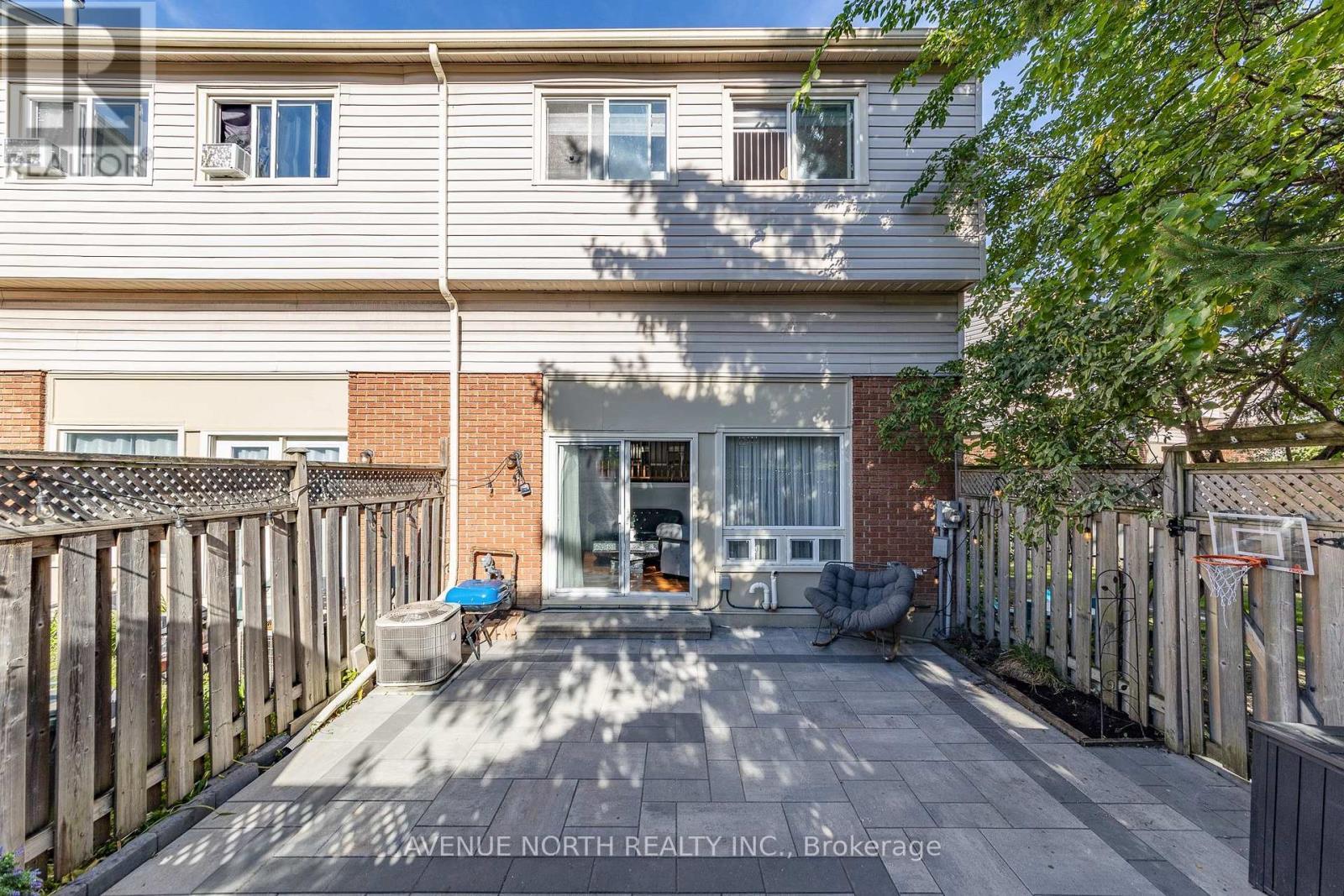 100 - 2415 Southvale Crescent, Ottawa, ON