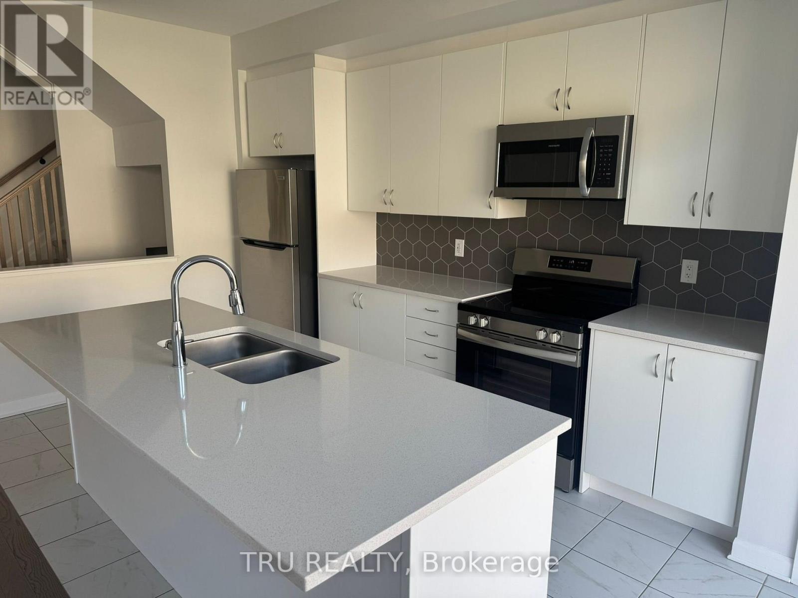 Quartz Counter tops - 76 Osler Street, Ottawa, ON