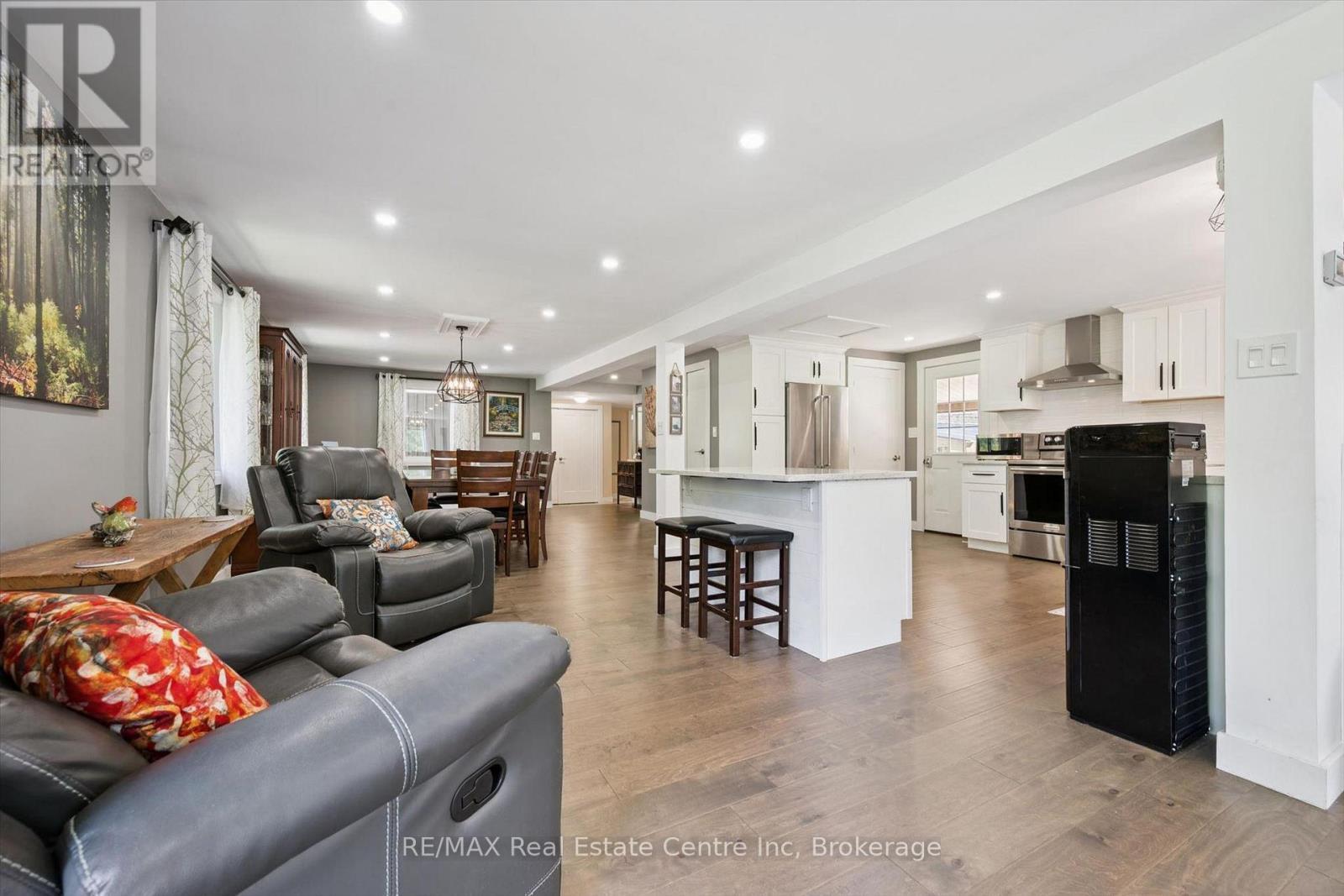 14 Ash Street, Guelph/Eramosa (Eden Mills), ON