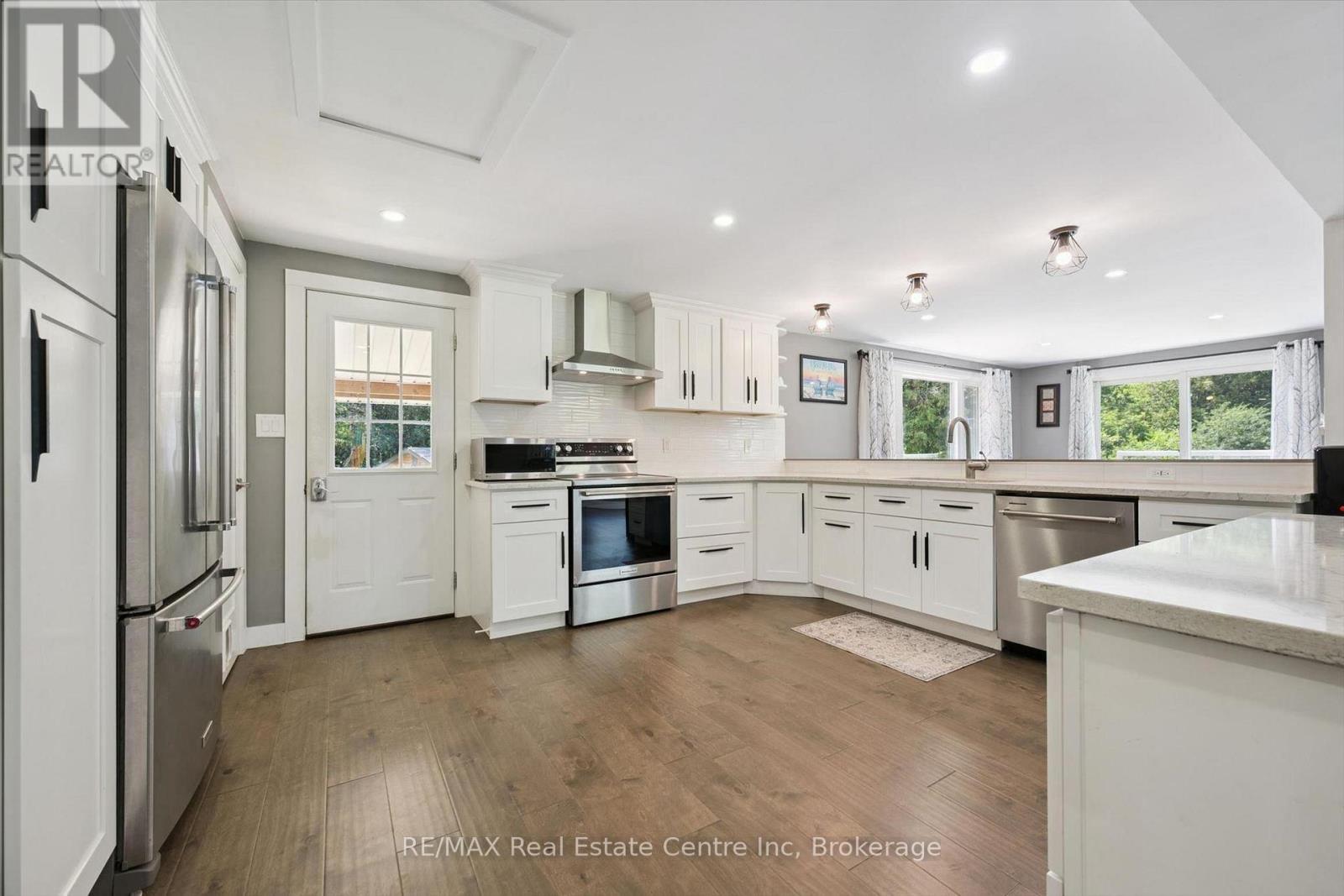 14 Ash Street, Guelph/Eramosa (Eden Mills), ON