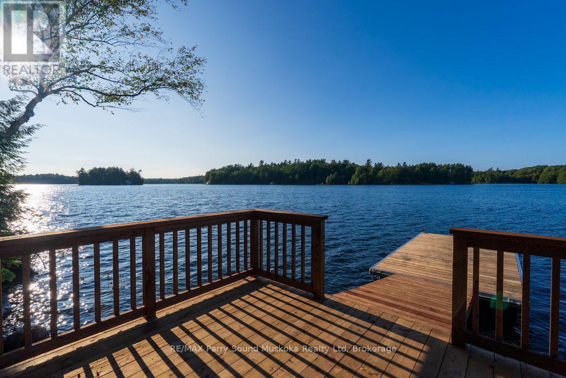 Fantastic for all water sports - 33 Houston Lane, Seguin, ON