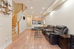 76 - 315 VILLAGE GREEN SQUARE Toronto, ON M1S 0L2